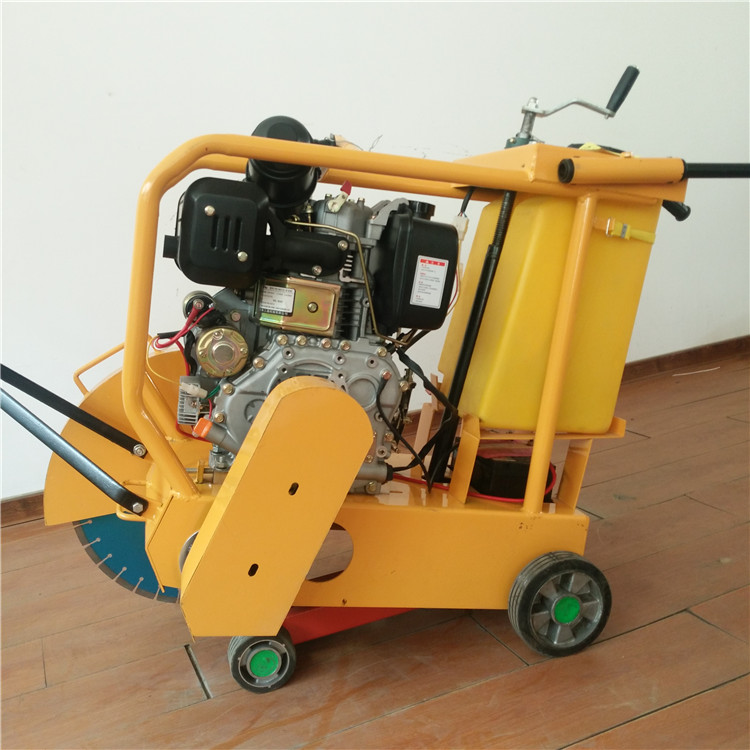 Diesel engine asphalt concrete road cutter cutting machine with water jet