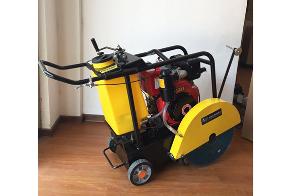 small concrete road cutting machine with gasoline engine for sale