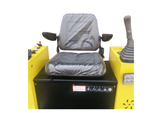 hydraulic rideon seat type lower rider concrete power trowel gasoline engine