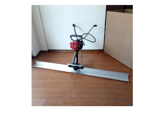 vibrating screed machine for concrete floor leveling