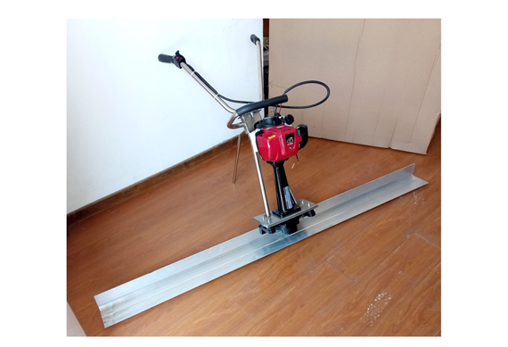 Vibrating ruler using on concrete floor for vibrated concrete