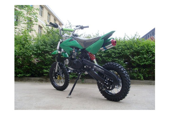 Cheap chinese import enduro air cooled dirt bike