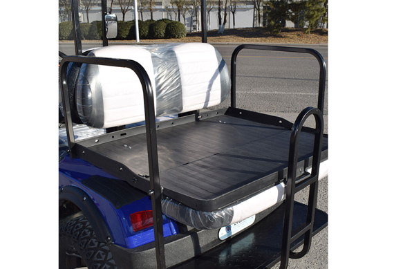 Non-marking tire electric golf cart supports customization