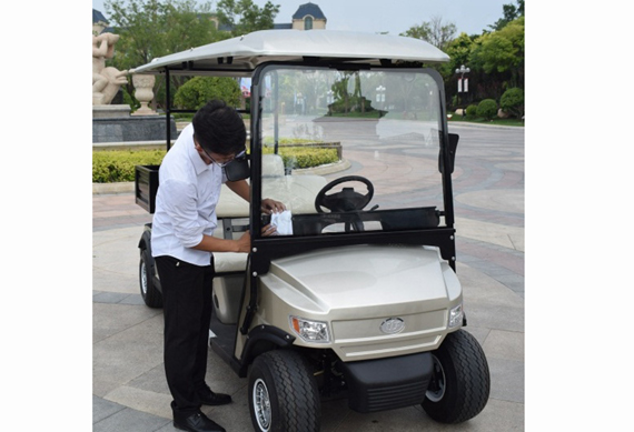 China factory low price CE certification lifted electric golf cart