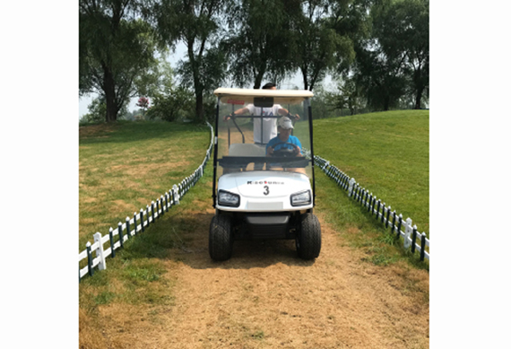 New design 4 seats electric golf buggy for golf course