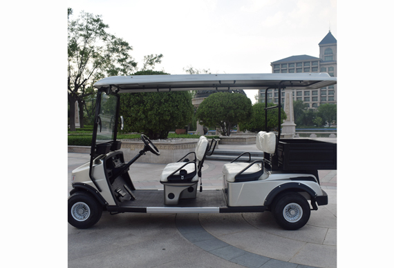 China 4 seater electric golf utility cart with cargo box