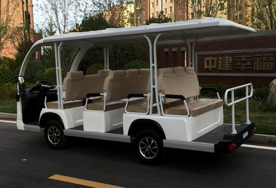 Hot selling passenger carrier shuttle bus with low price