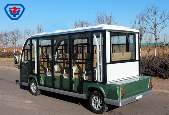 Hot selling 8/11/14/17/23 seat mini bus with high quality