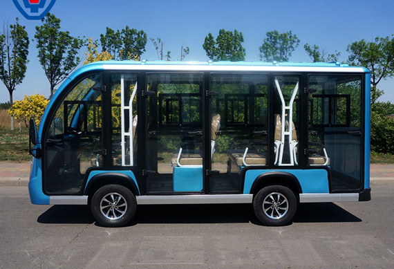 11 Seats off Road Battery Powered Classic Shuttle Enclosed Electric Sightseeing Car with heater and air conditioning