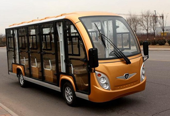 Classic mini electric shuttle bus for resort