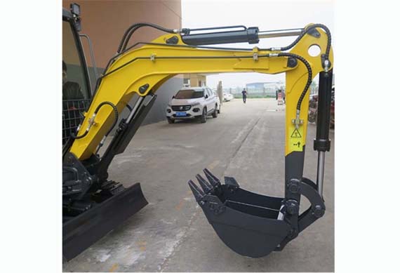 wheel mini 2600kg diesel hydraulic hammer mini excavator machine for sale