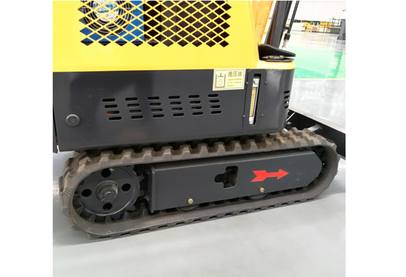 Excavator travel motor trailer track shoe