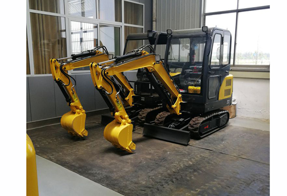 China 2.2 ton mini crawler hydraulic excavator with swing arm and chassis flex on sale