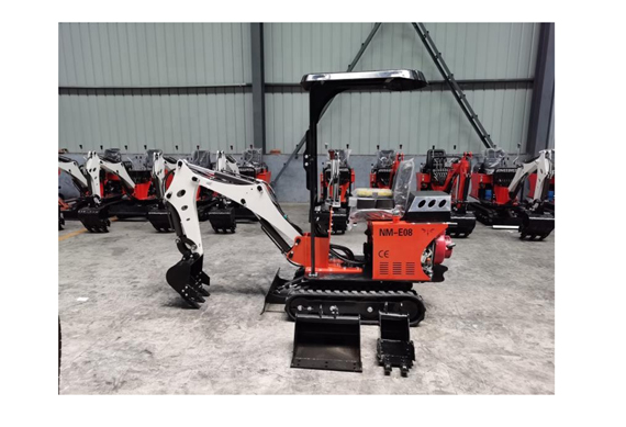 China Supplier cheap price mini hydraulic excavator nm-e08 with roof