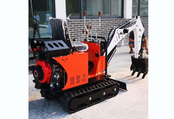 Free Shipping 800KG Hydraulic Mini Crawler Excavator With Canopy On Selling