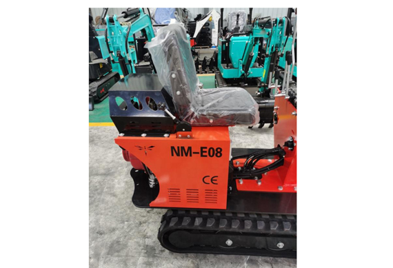 8.6 KW Power Diesel Engine Mini Excavator 0.8 T with Rubber Track