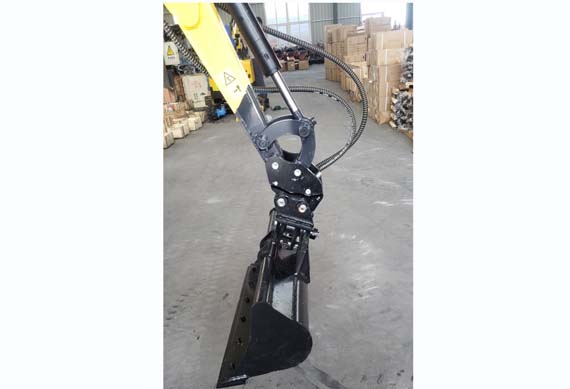 Customized 0.8-3.5 ton tilt / rotator/ tiltrotator excavator with hydraulic tilting rotatory bucket for sale