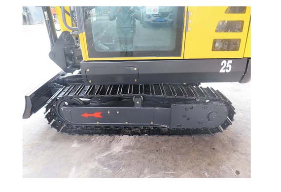 price of NM-E15 mini excavator mini crawler digger with water cooled engine