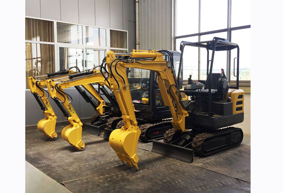 Chinese supply cheap price good quality mini excavator 1.8ton steel track for sale with CE