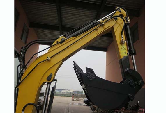 tracked rhinoceros mini excavators for sale in China