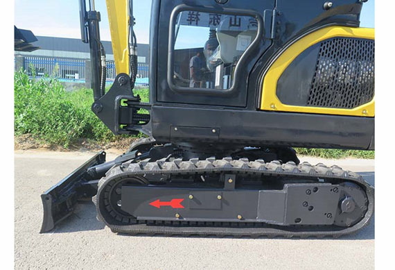 Chinese 2.5 ton mini crawler excavator with closed cabin for sale cheap price