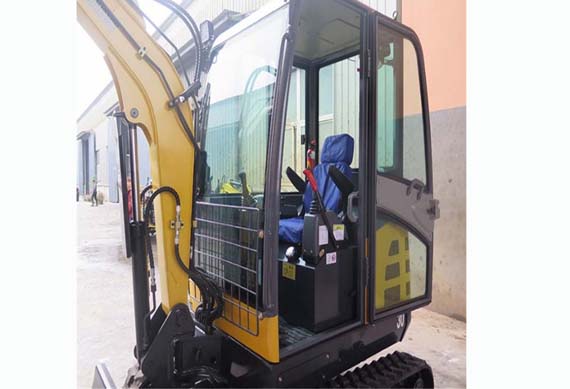 2600kg mini excavator small digger hydraulic hammer tracked mini excavator machine for sale