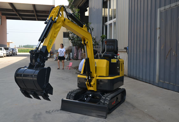 Simple operating 1000kg mini excavator made in china is hot selling