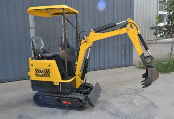 cheap mini excavator with many auxiliary means