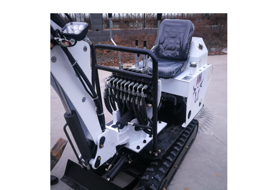 wonderful mini excavator with incredible attetchments for sale