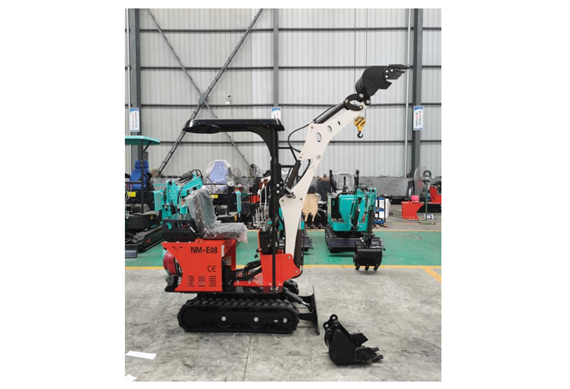 0.8 ton digger hydraulic cylinder towable mini excavator backhoe for sale