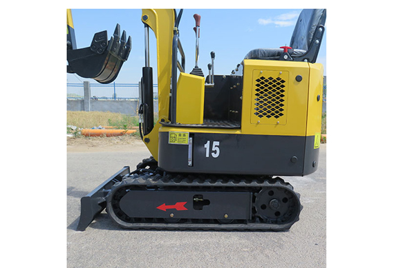 price of NM-E15 mini excavator mini crawler digger with water cooled engine