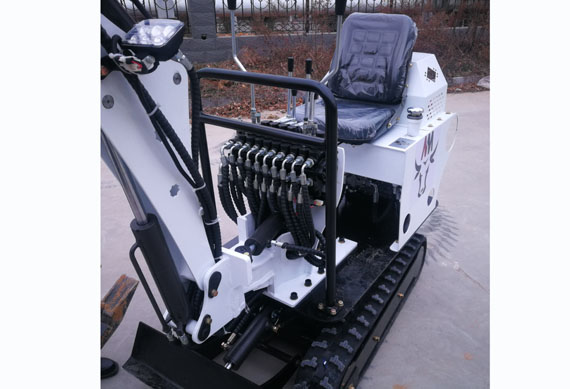 narrow mini digger excavator crawler pilot mini excavator machine for sale