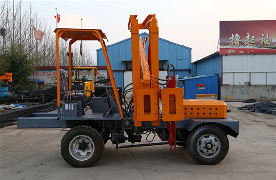All-wheel-drive pile driving and soil drilling machine for concrete/ soil floor