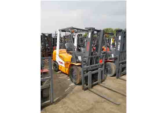 3 tons TCM Forklift