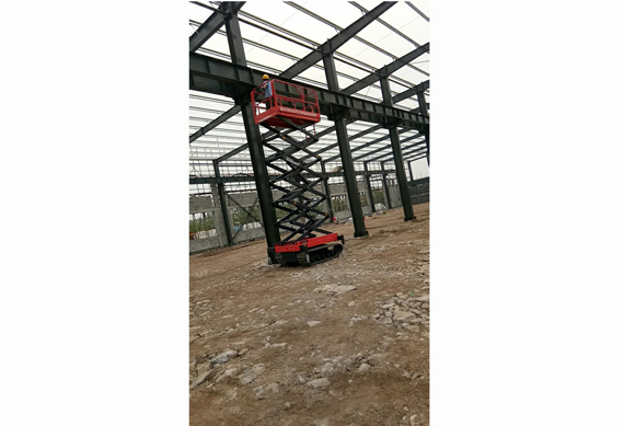 Electric Track Crawler Scissor Lift Man Lift/Diesel Tracked Scissor Lift