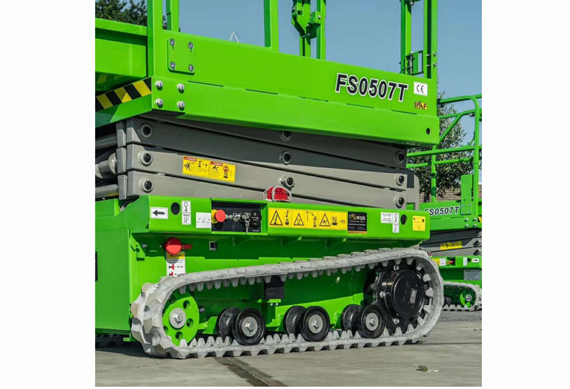 New Design Crawler type Electric Hydraulic self-propelled scissor lift with hydraulic legs