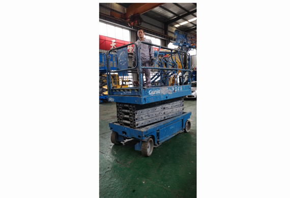 50 units are ready to ship Genie GS3246 Used electric scissor lift with good condition