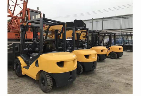 Used superior condition TCM FD80 8t forklift FD/80/FD30/FD50 for sale