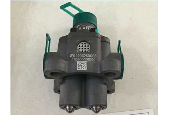 Sinotruck howo trucks spare parts gearbox double h valve WG2203250003