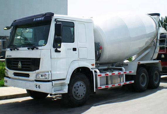 Sinotruk 6x4 concrete truck mixer Howo used concrete mixer truck prices