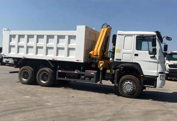 Sinotruk Factory dump truck 20 tons folding boom truck mounted crane for sale