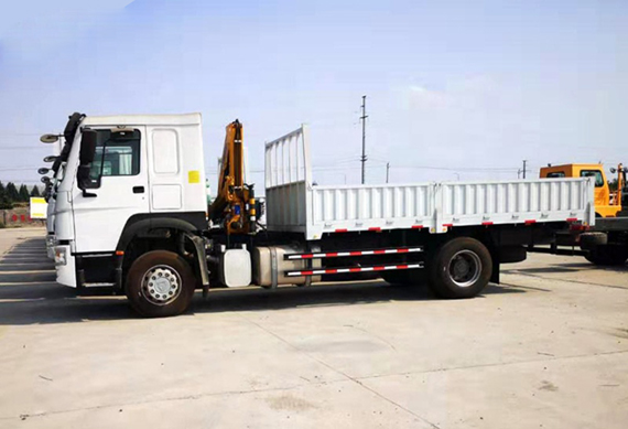 Sinotruck HOWO Truck Mounted Crane, Crane Truck, Truck Crane