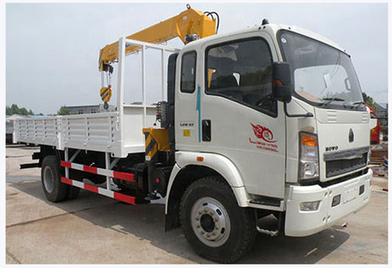 SINOTRUK 4X2 5 Ton 8ton Telescopic boom Mini Truck Mounted Crane