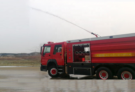 Howo 6X4 Right Hand Drive foam fire truck dimension for sale