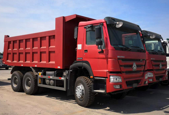 Sinotruk HOWO 6X4 right hand drive 10-wheel mini dump truck