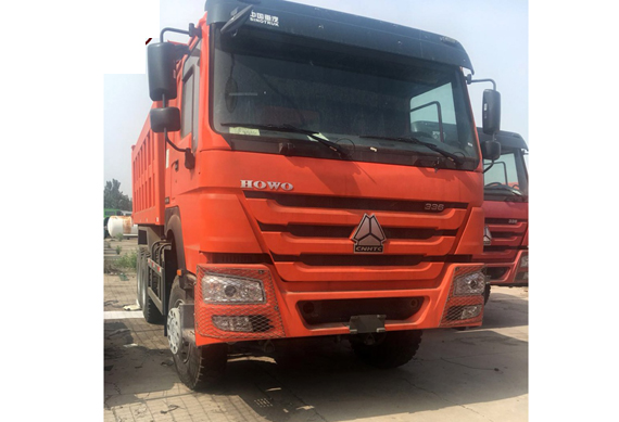 Chinese Sinotruk HOWO 336hp 10 tires dump tipper truck for sale