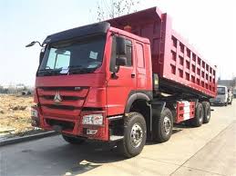 China Sinotruk 12wheel 70ton heavy duty Howo 8X4 dump truck