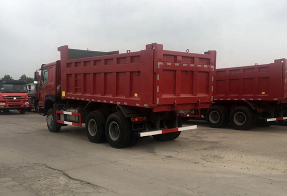 Sinotruk Howo 10 Wheeler dump truck 371hp load capacity 6x4