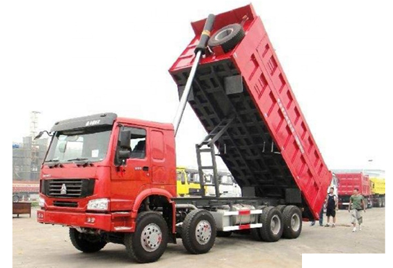 Sinotruk Howo 12 wheeler tippper 8x4 Dump Trucks price