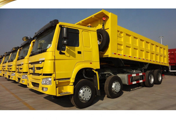 Sinotruk Howo 12 wheeler tippper 8x4 Dump Trucks price